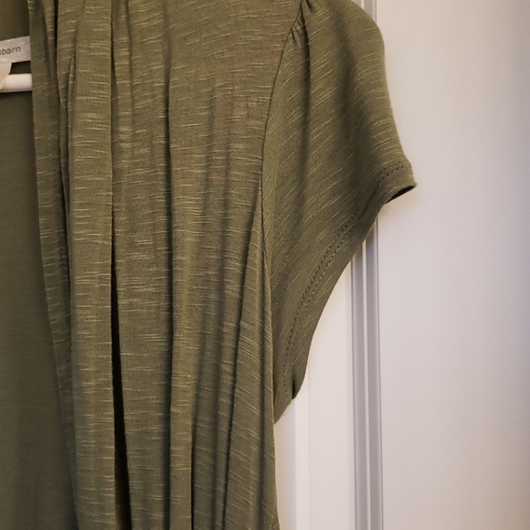 Dress barn short sleeved camisole - Picture 4 of 8